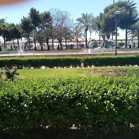 Espectacular Vivienda Junto A La Playa Y Paseo Maritimo En Almeria Exterior foto